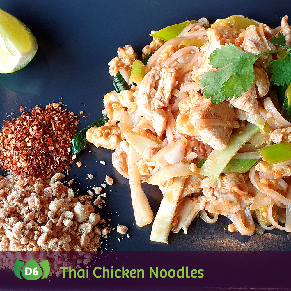 D6 Pad Thai Gai Thai Chicken Noodles
